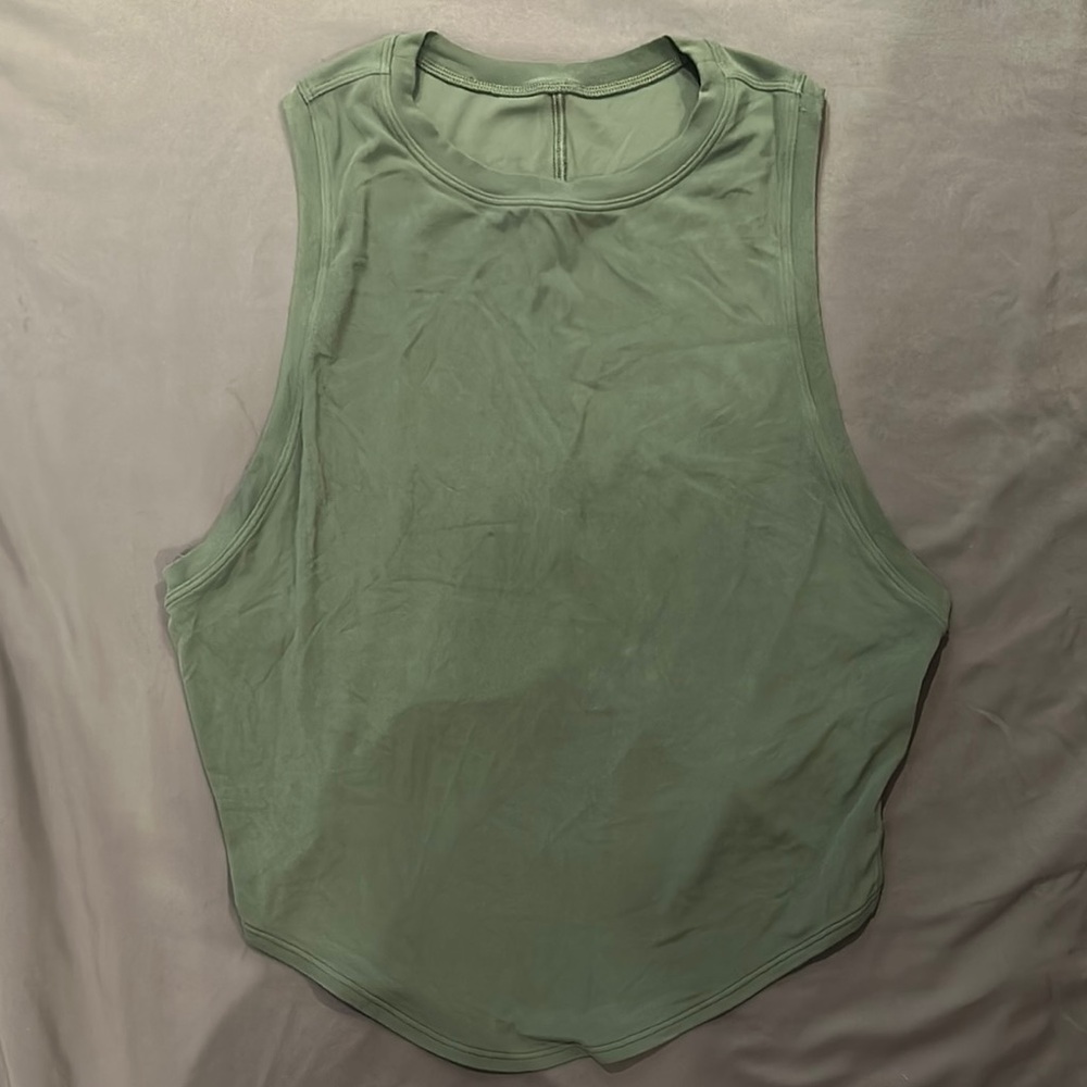 Lululemon muscle tank